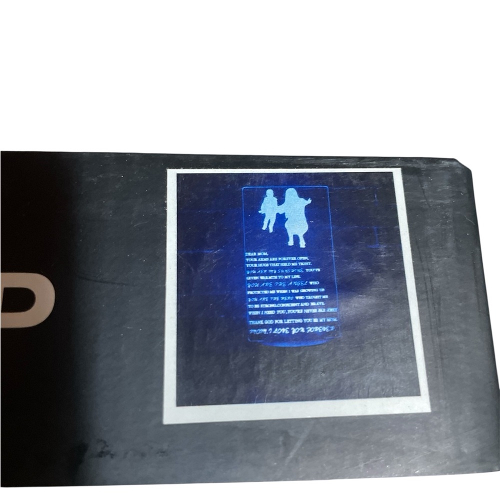 Dear Mom Heartfelt Silhouette LED Night Light - Picture 2 of 4